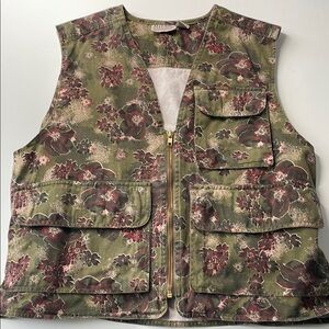 Floral cargo vest